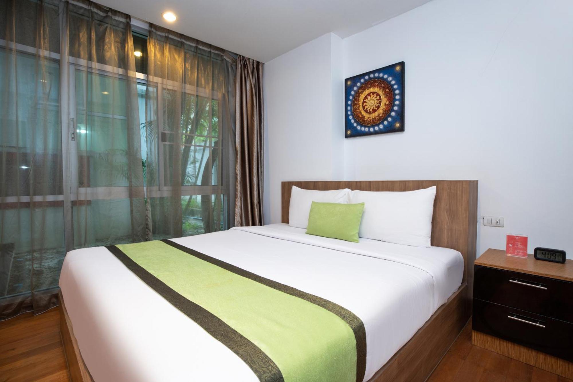 Icheck Inn Residences Patong Exterior photo