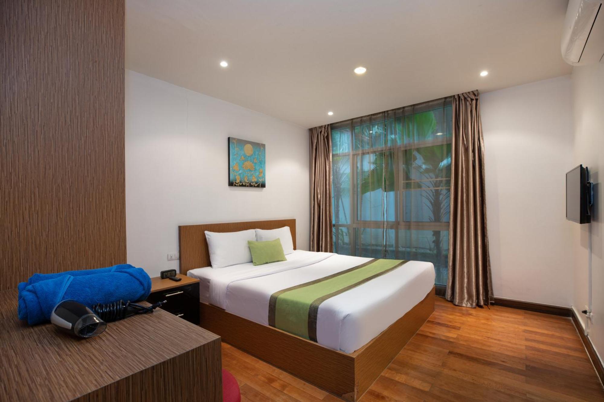 Icheck Inn Residences Patong Exterior photo